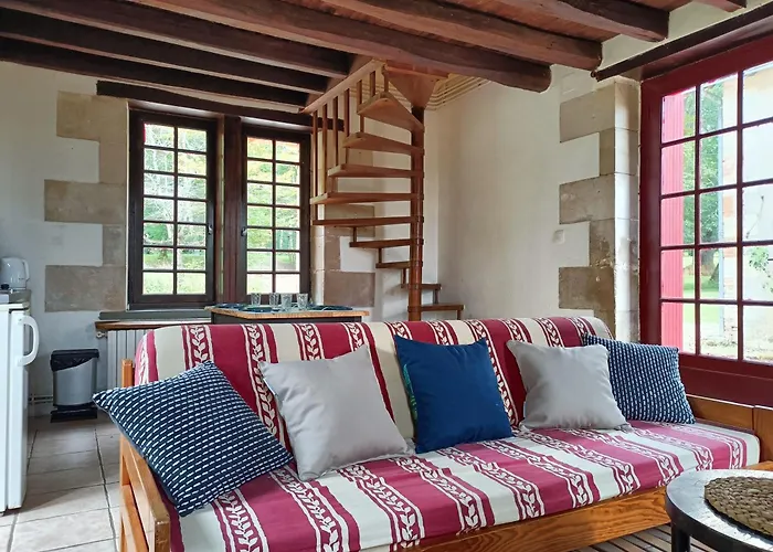 Cottage بيت للعطل La Chapelle-Baton